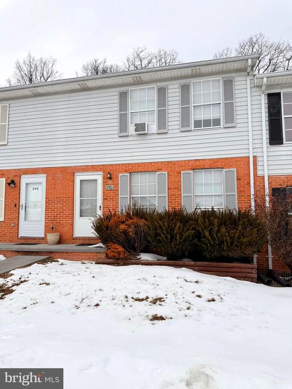 240 NOTTOWAY DRIVE