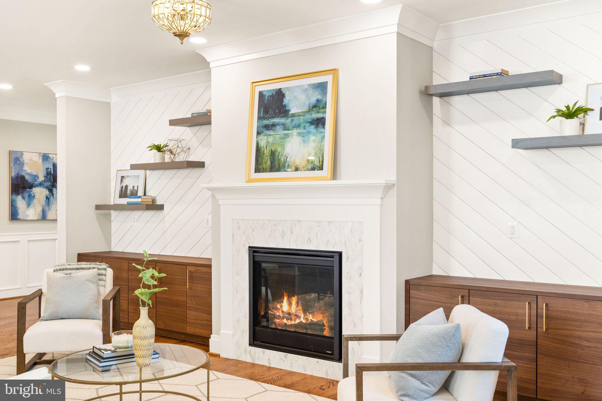 409 TAPAWINGO ROAD SW