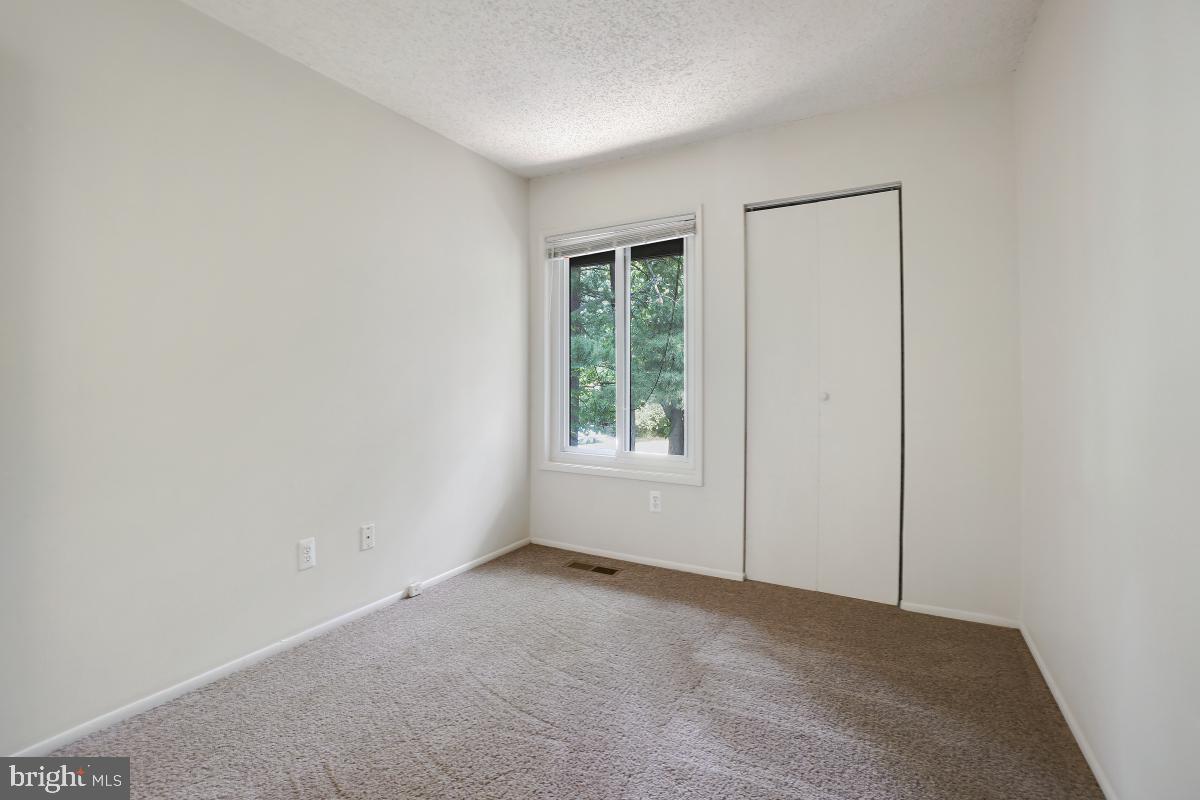 12180 Sanibel Ct