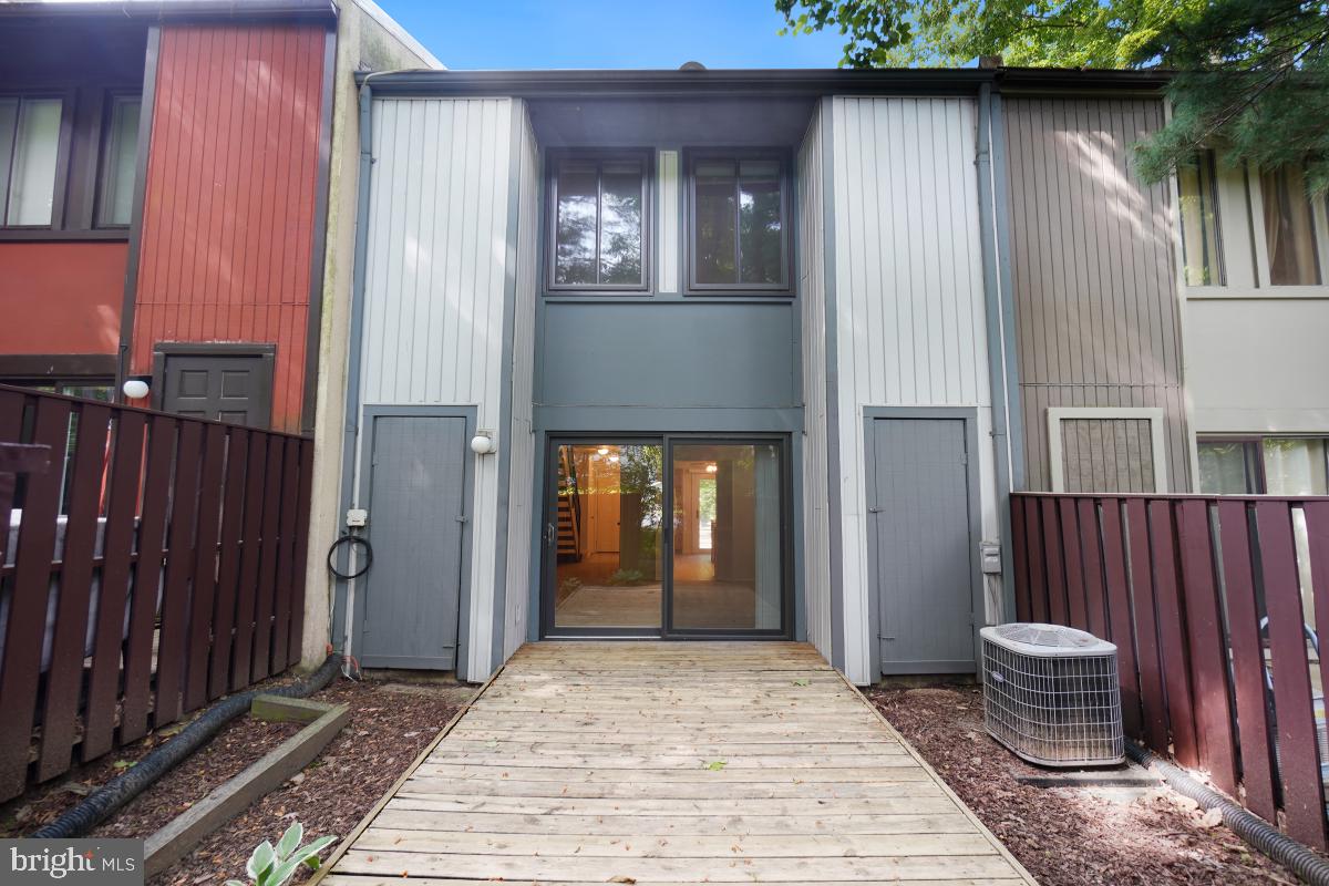 12180 Sanibel Ct