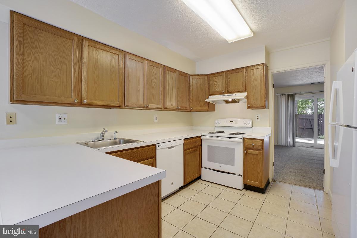 12180 Sanibel Ct