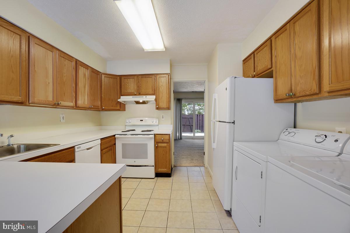 12180 Sanibel Ct