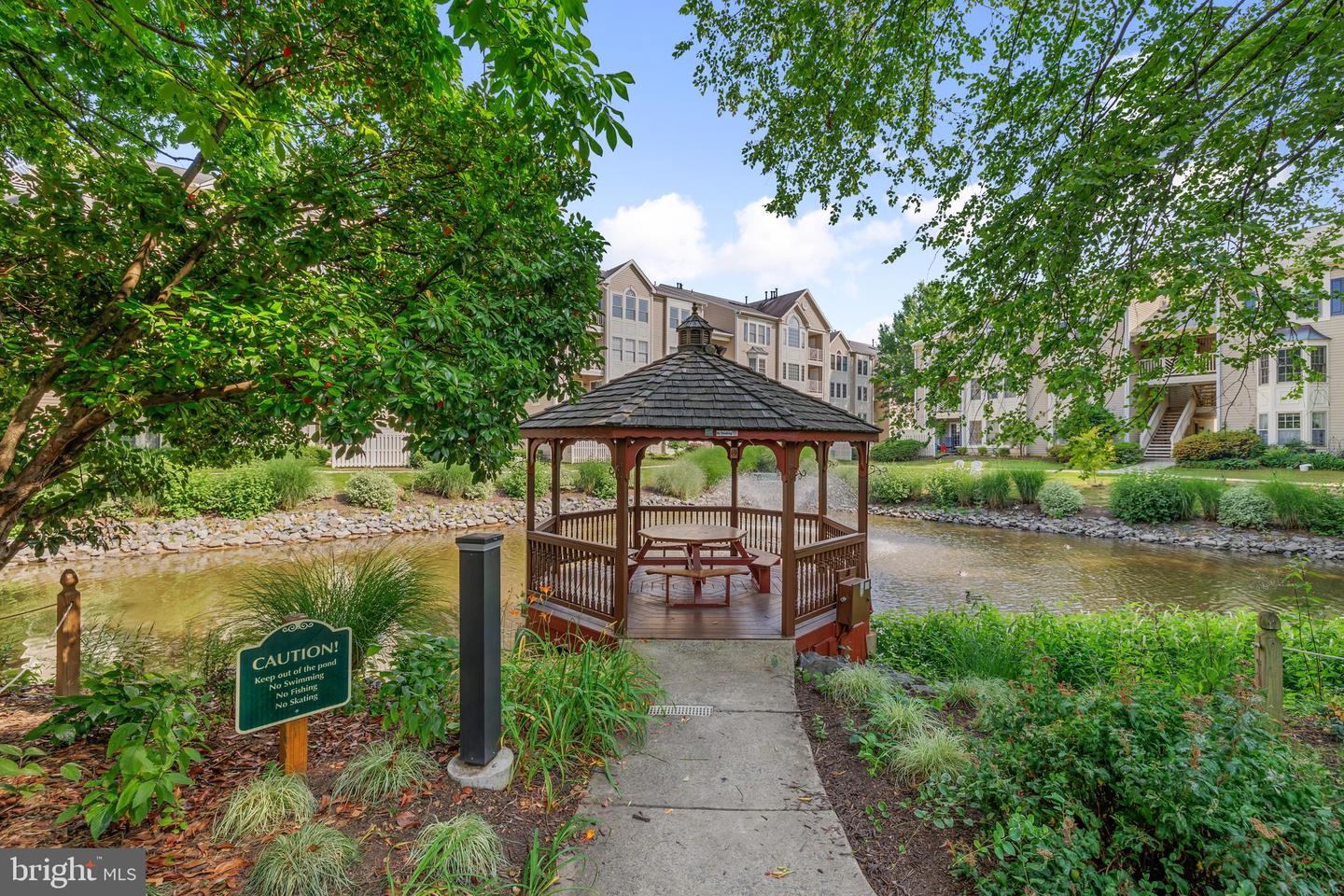 12245 Fairfield House Dr #408a