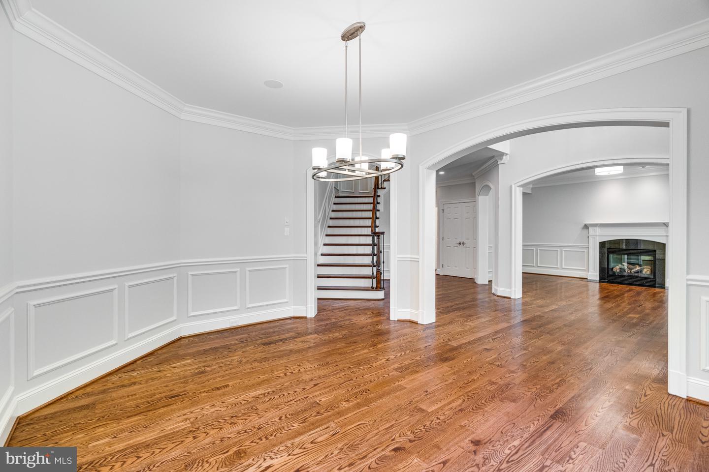 1510 Hardwood Ln