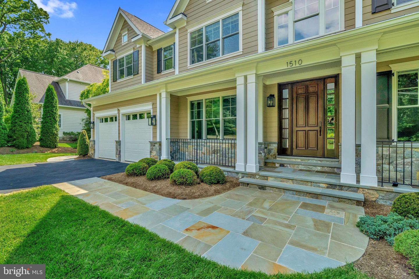 1510 Hardwood Ln