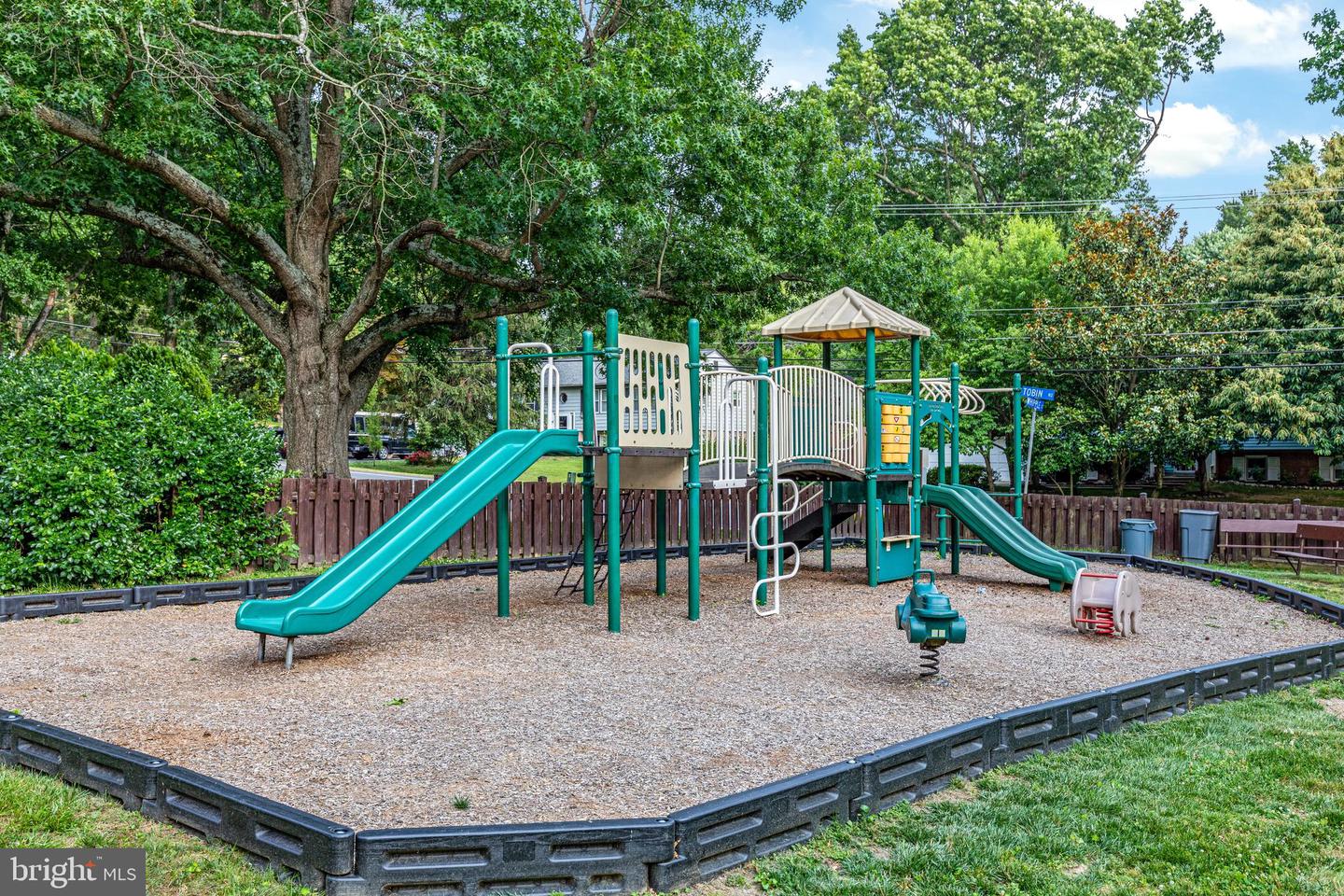 3350 Conquistador Ct