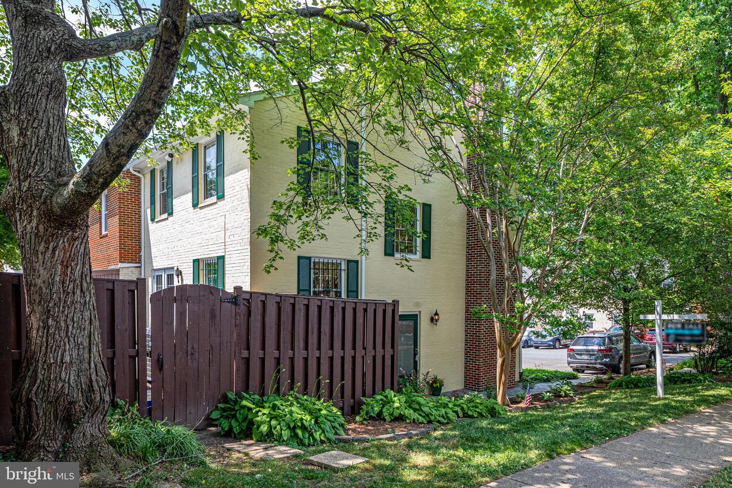 3350 Conquistador Ct