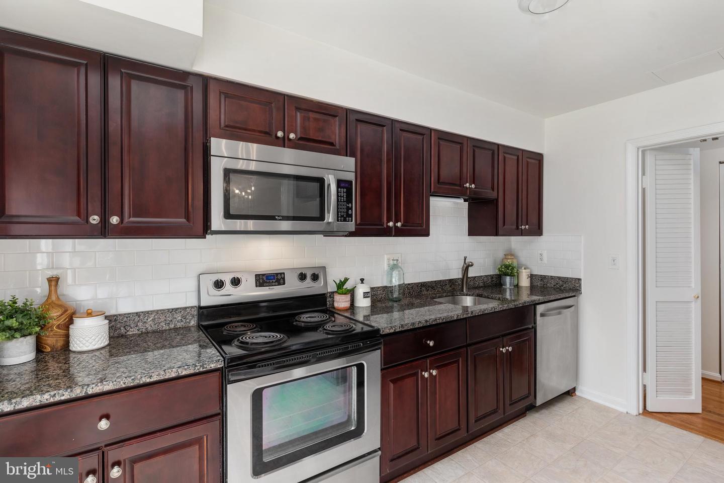 3350 Conquistador Ct