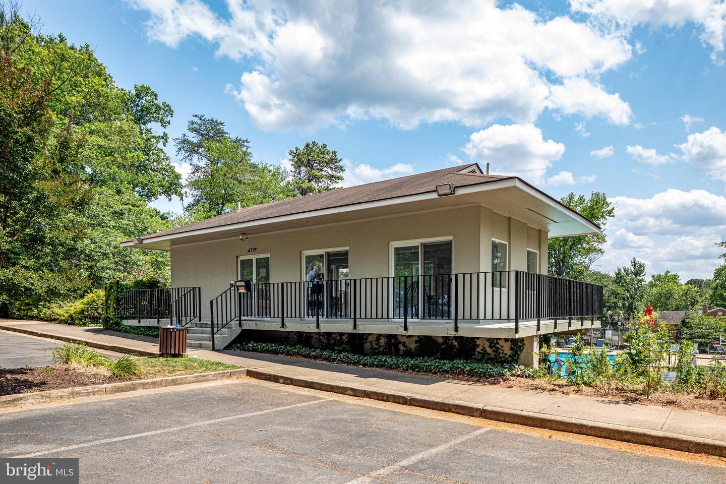 3350 Conquistador Ct