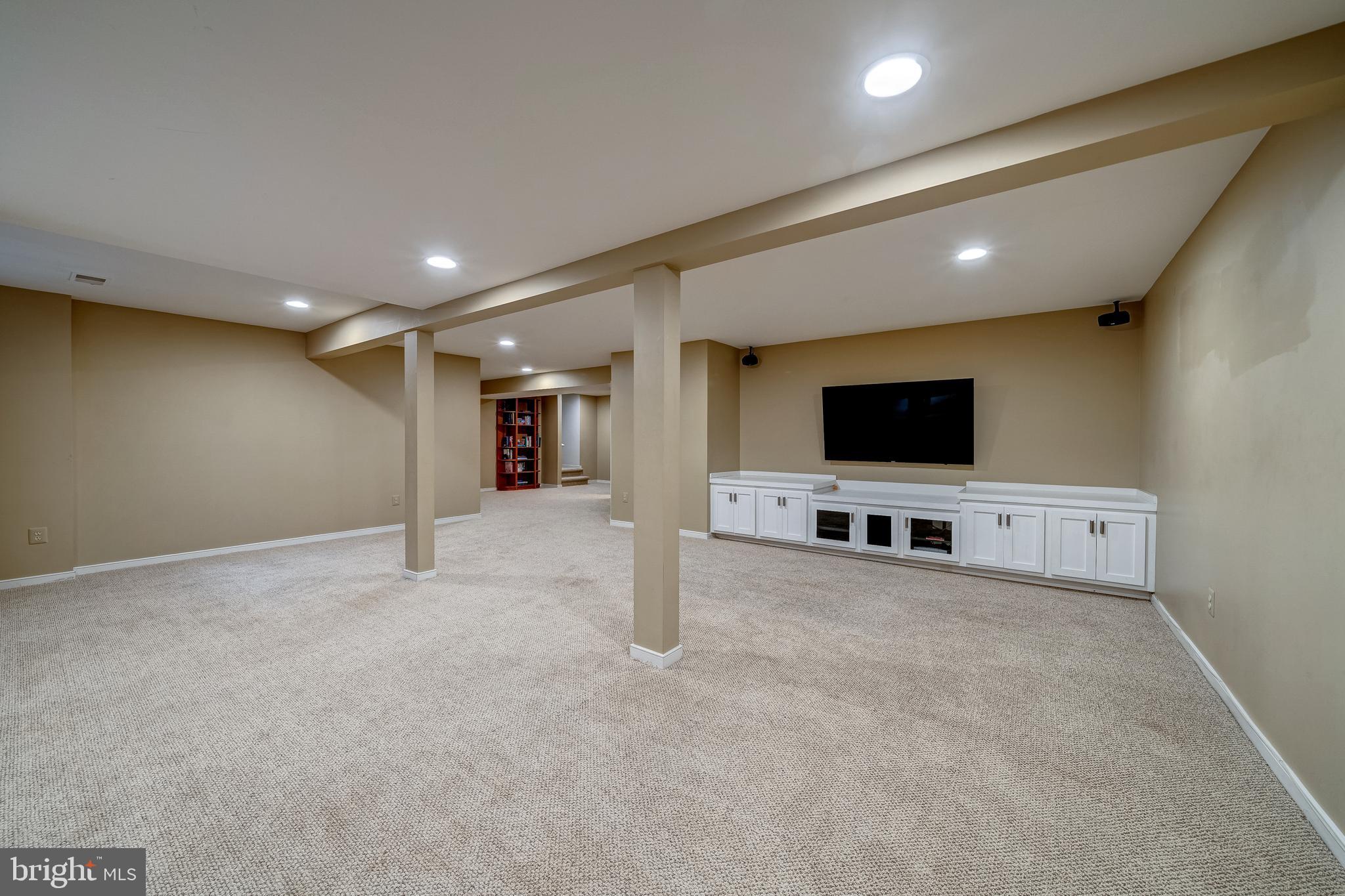 1433 WATERFRONT ROAD