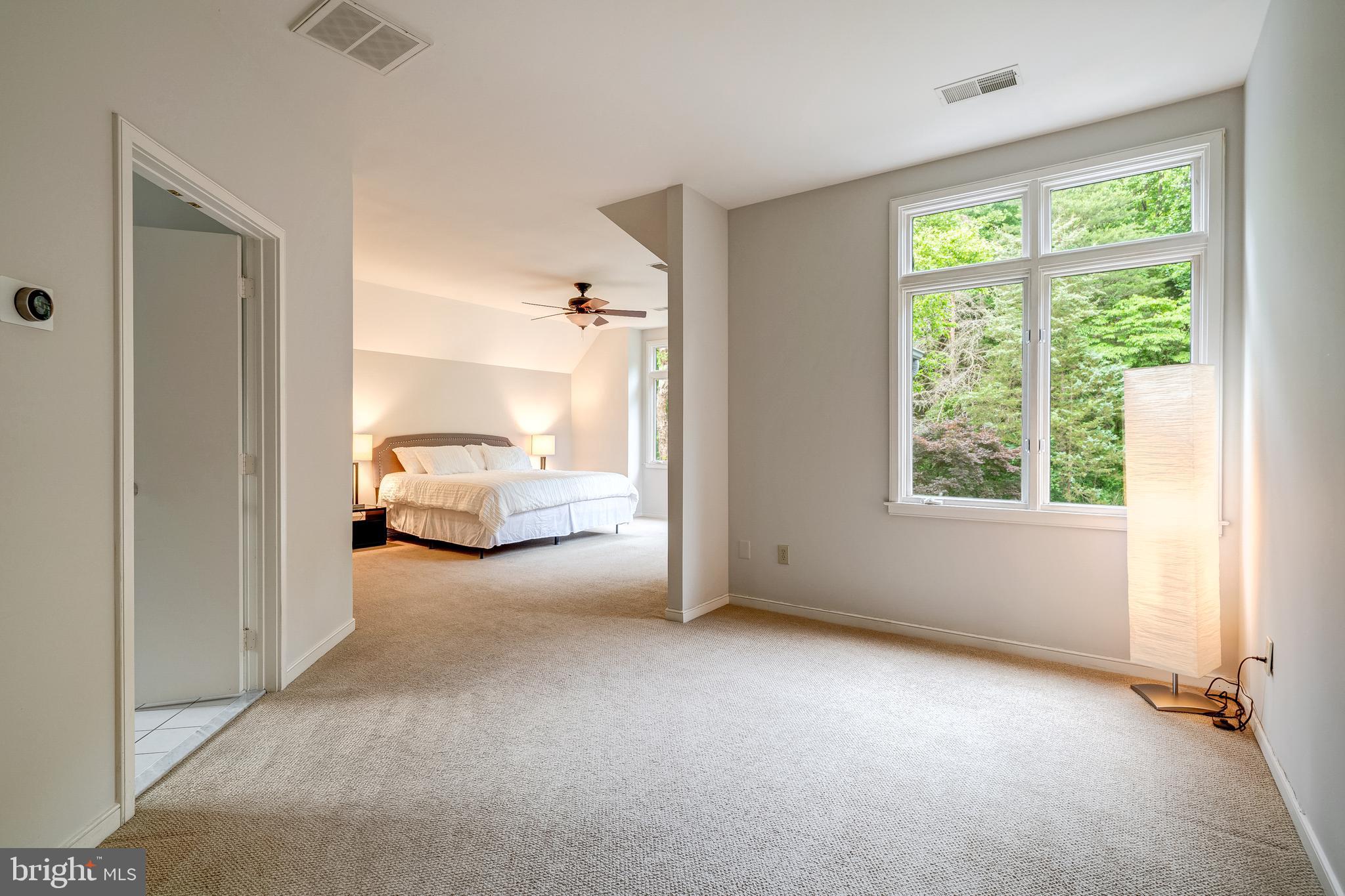 1433 WATERFRONT ROAD