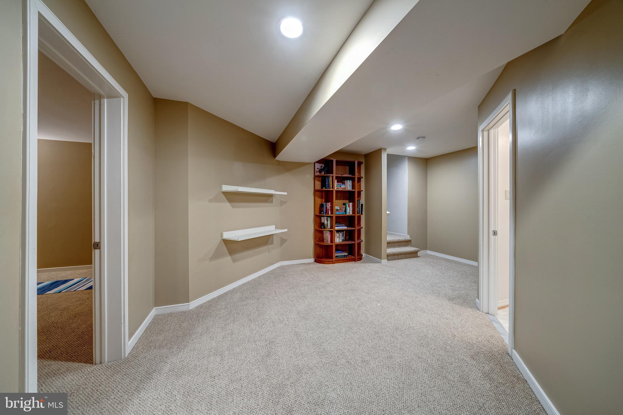 1433 WATERFRONT ROAD