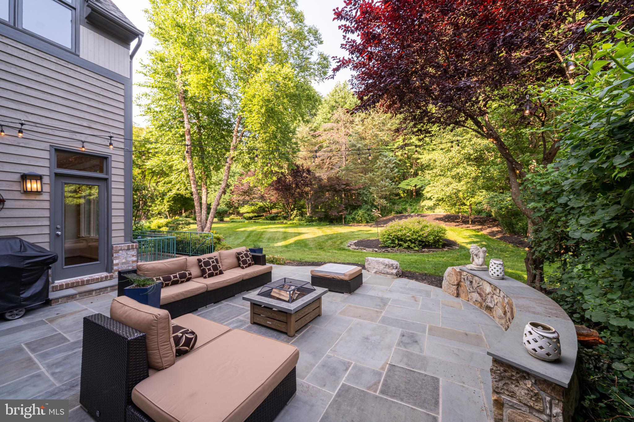 1433 WATERFRONT ROAD