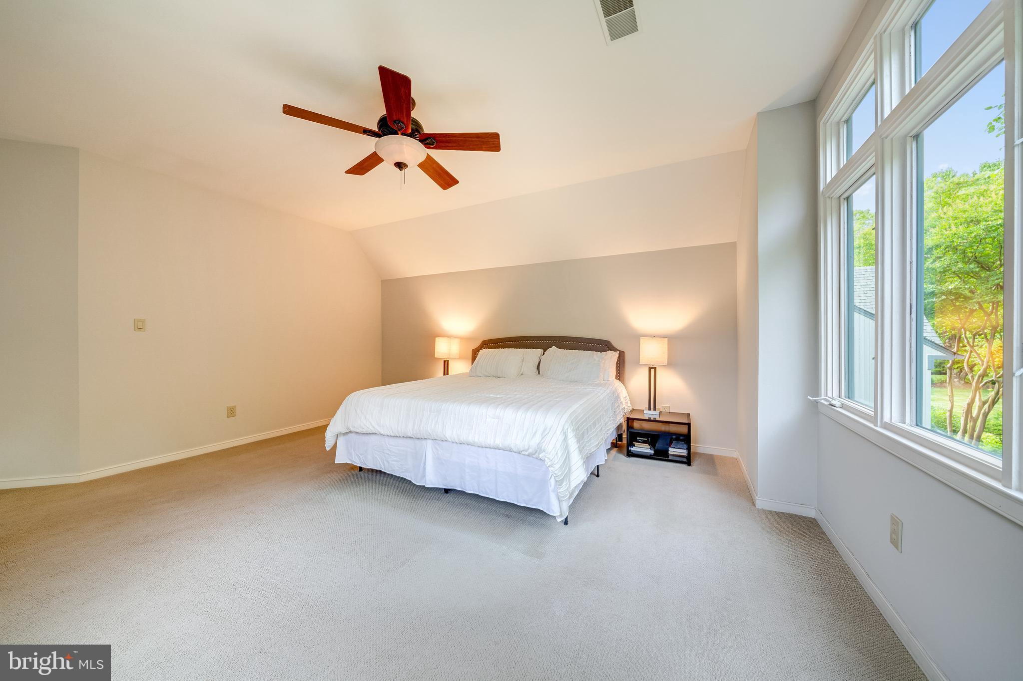 1433 WATERFRONT ROAD