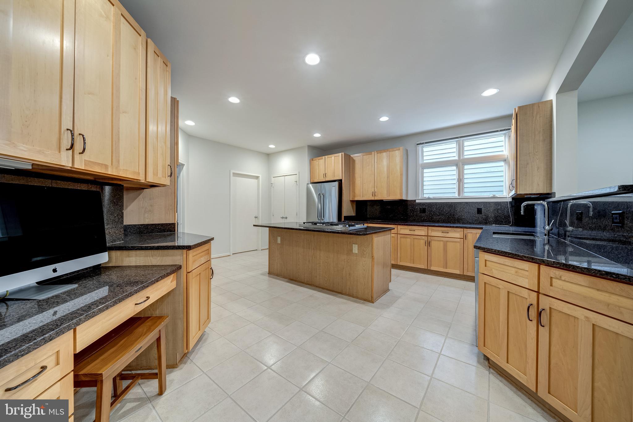 1433 WATERFRONT ROAD