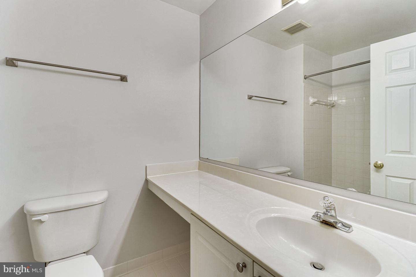 1641 International Dr #Th-27