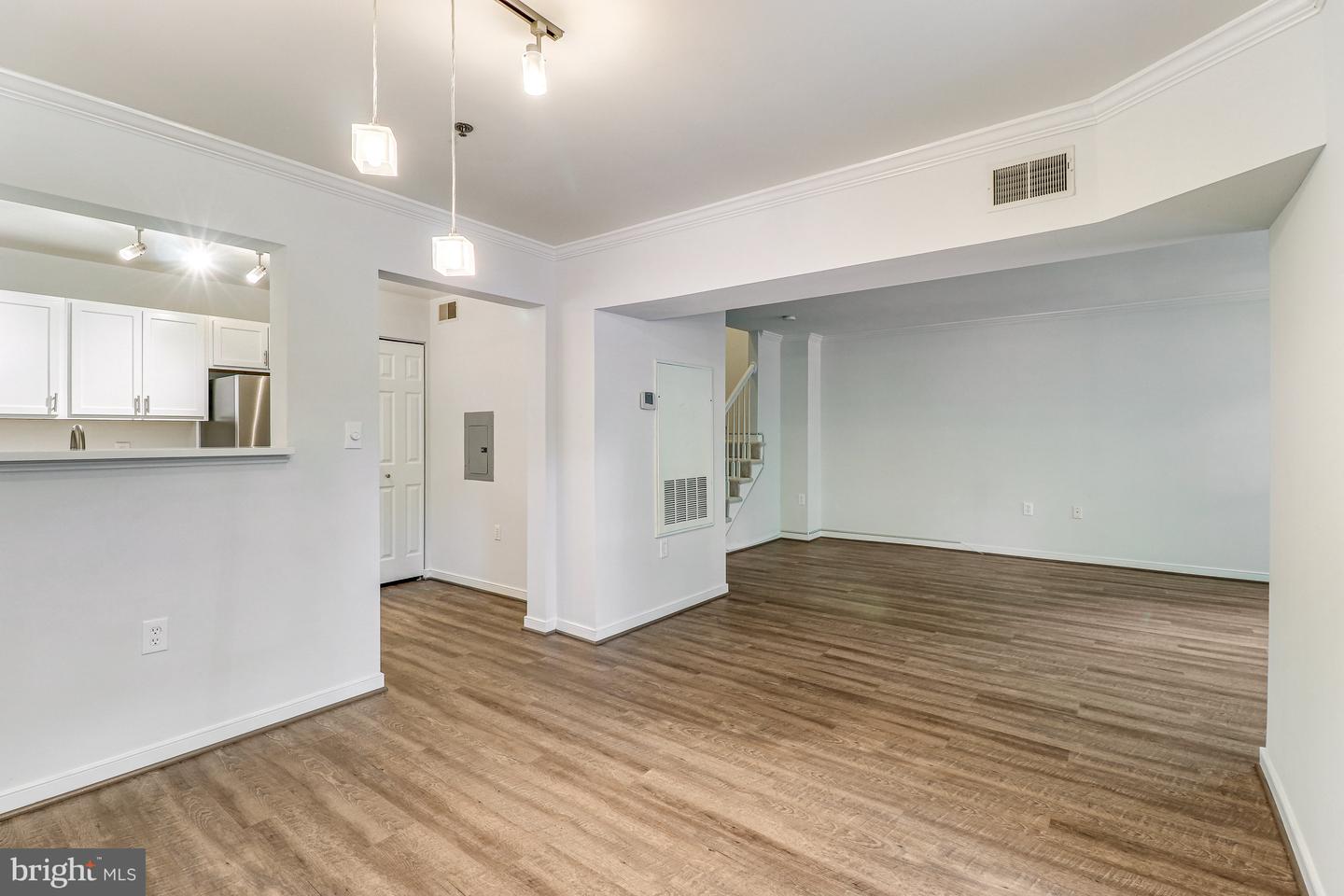 1641 International Dr #Th-27