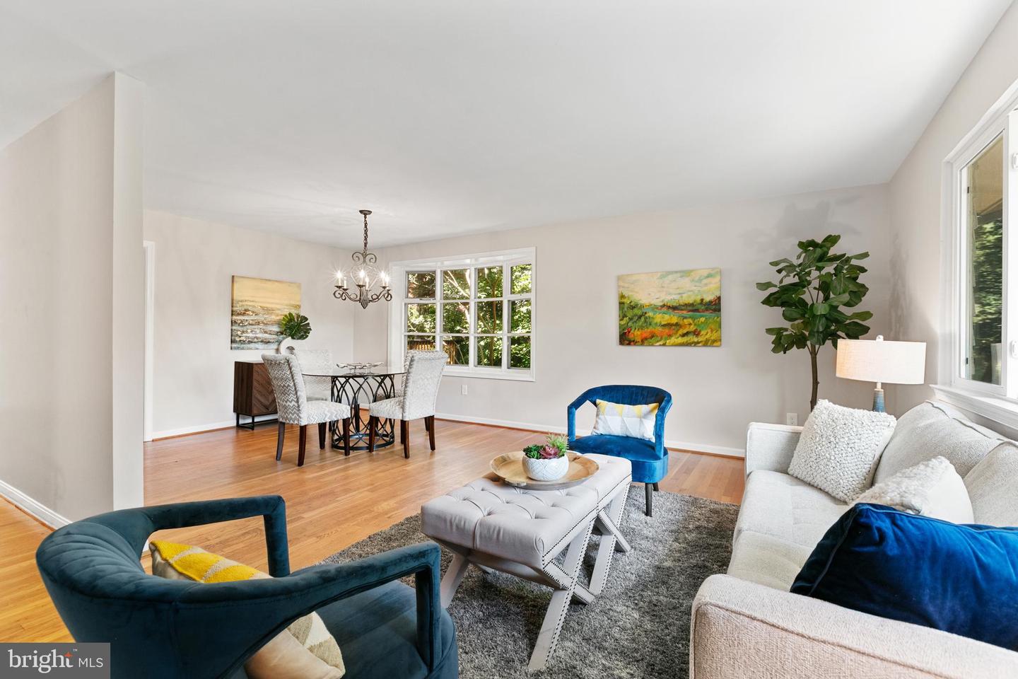 5318 Weymouth Dr