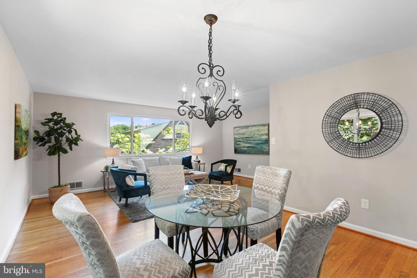 5318 Weymouth Dr