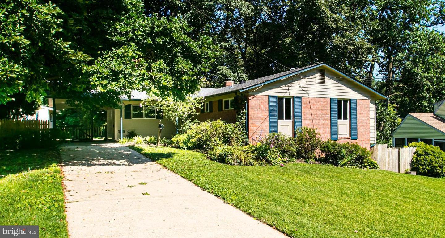 5318 Weymouth Dr