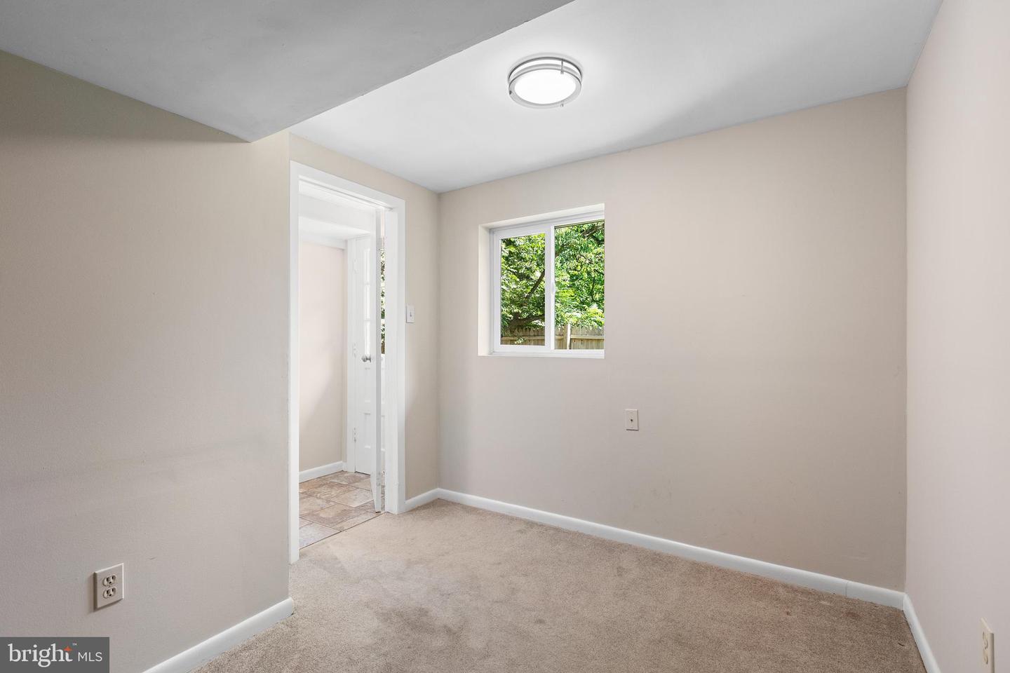 5318 Weymouth Dr