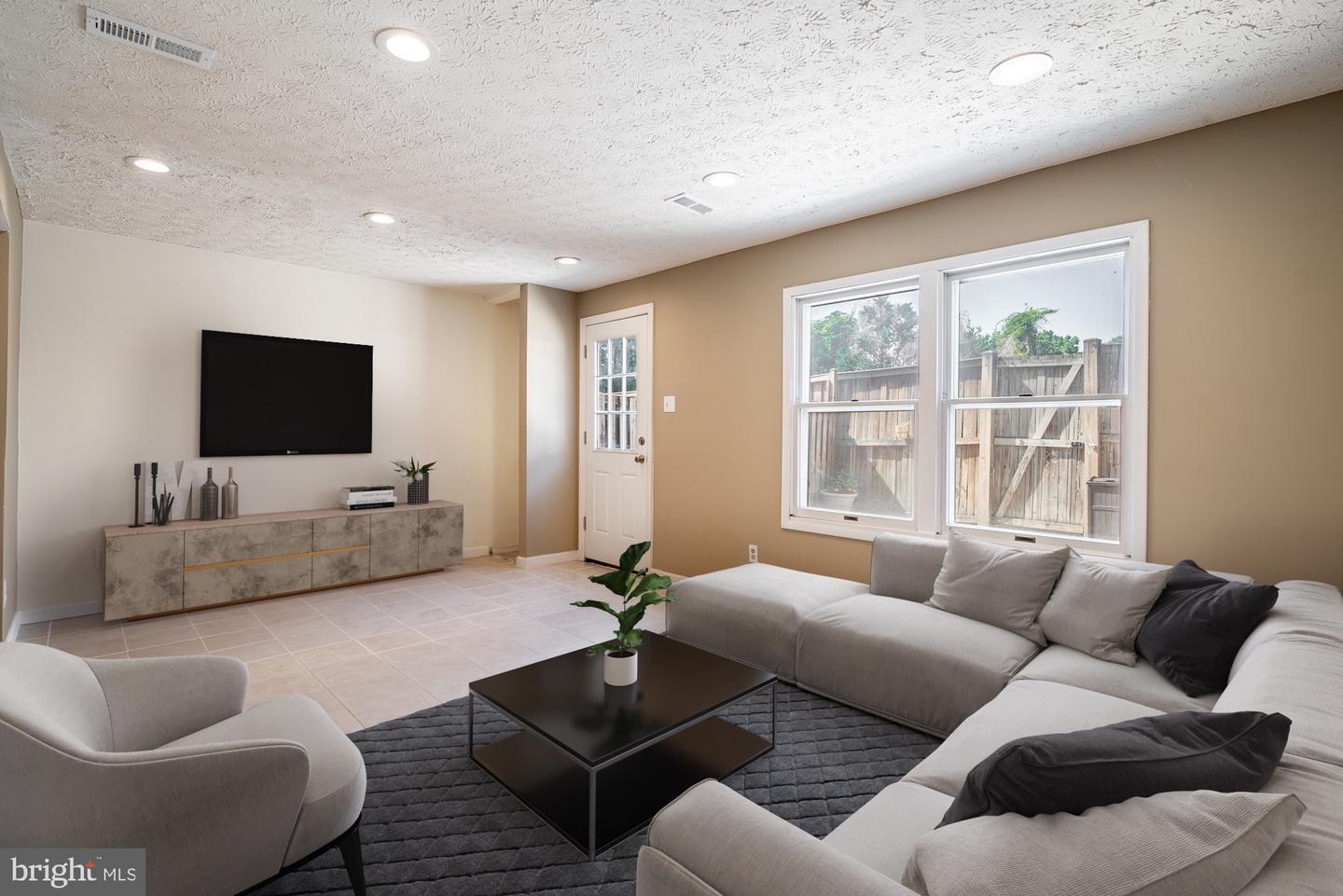 5590 Hecate Ct