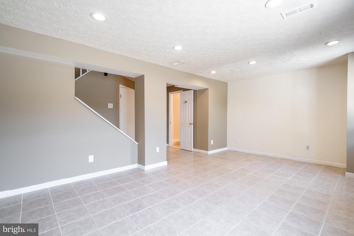 5590 Hecate Ct
