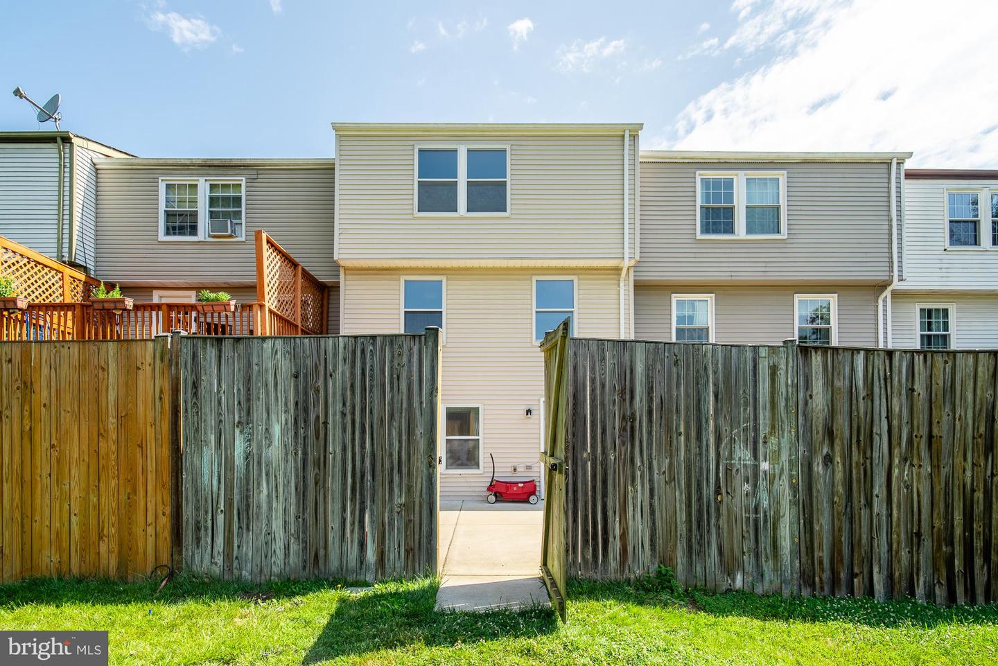 5590 Hecate Ct
