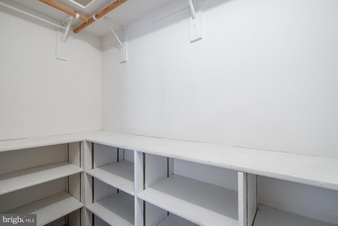 5590 Hecate Ct