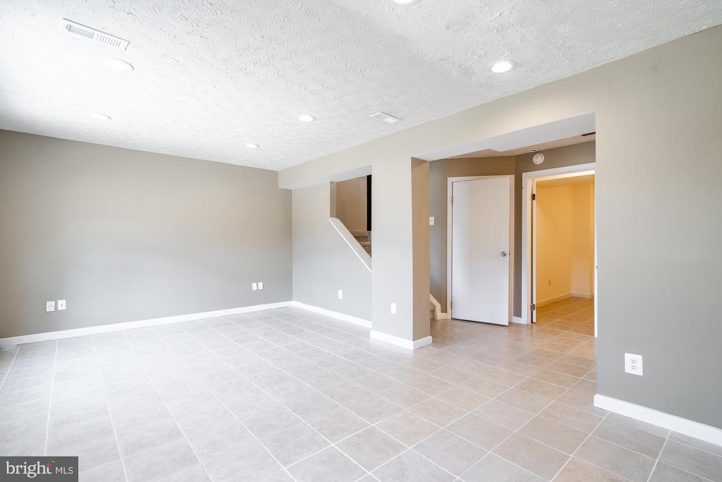 5590 Hecate Ct
