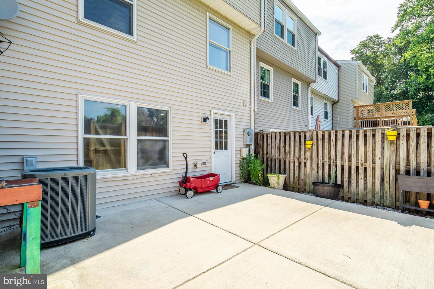 5590 Hecate Ct