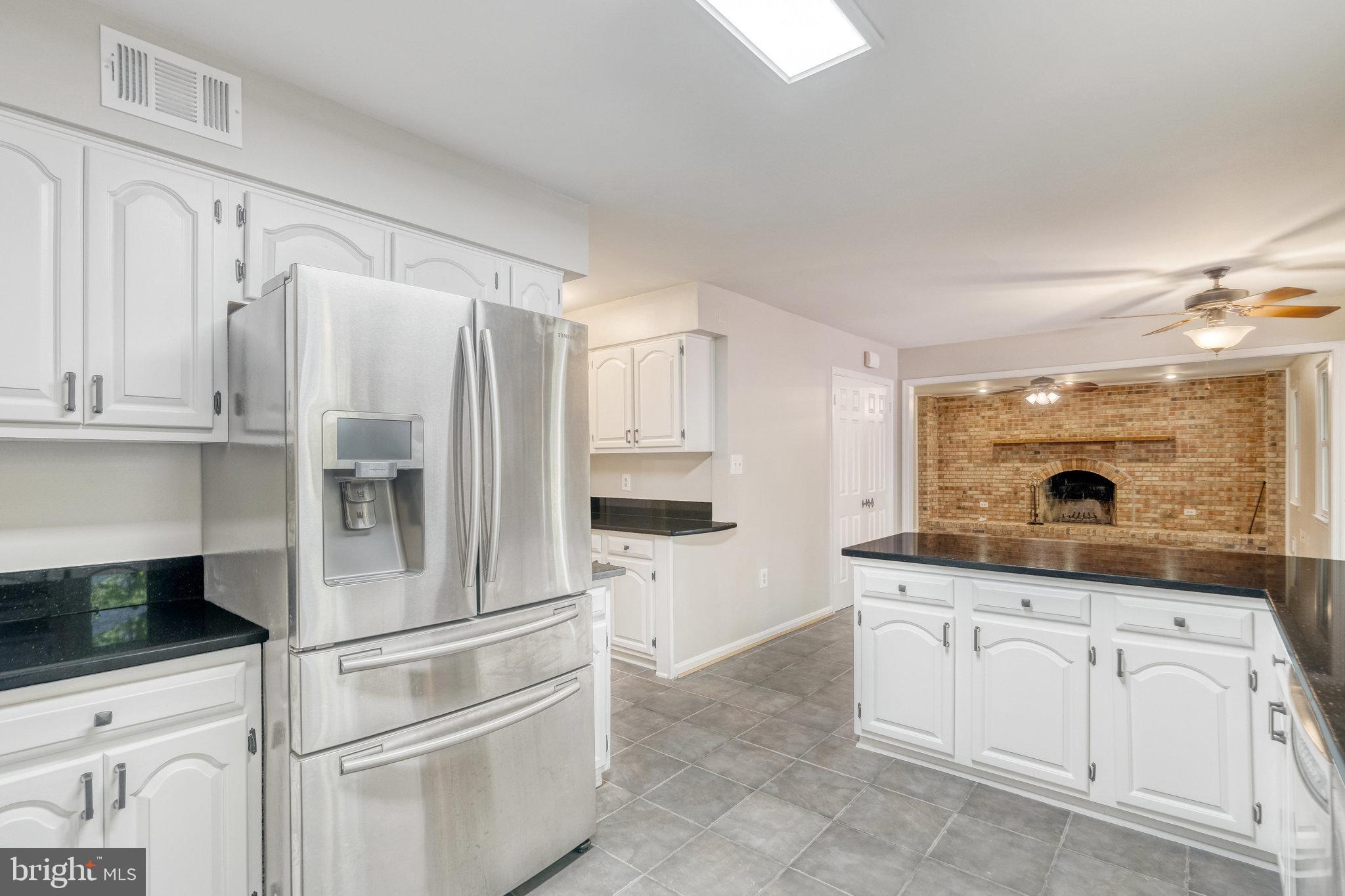 11560 Holly Briar Ln