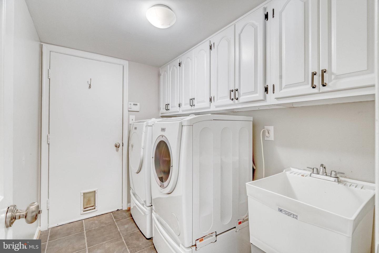 11560 Holly Briar Ln