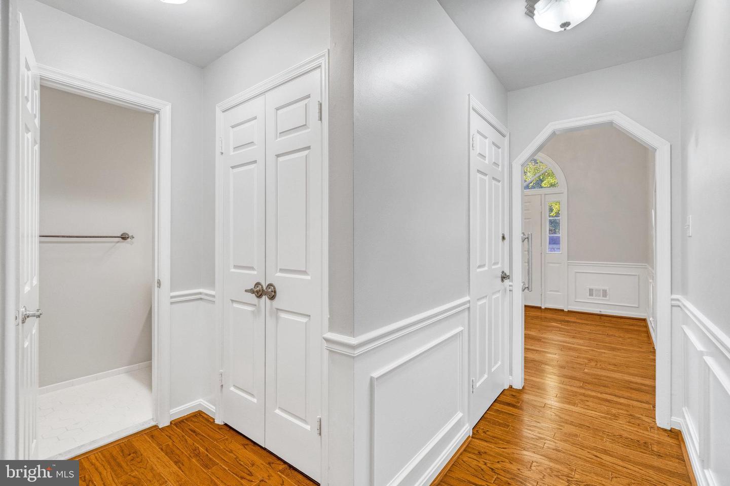 11560 Holly Briar Ln