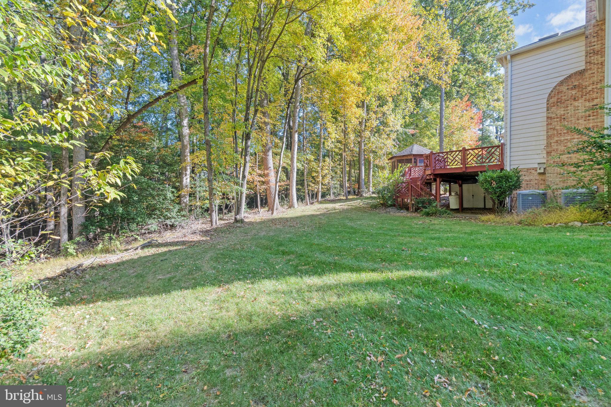 11560 Holly Briar Ln