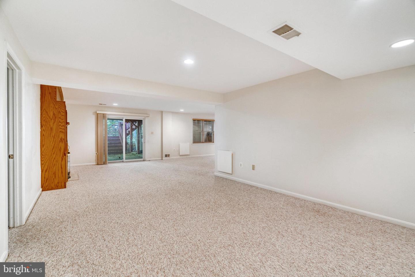 11560 Holly Briar Ln