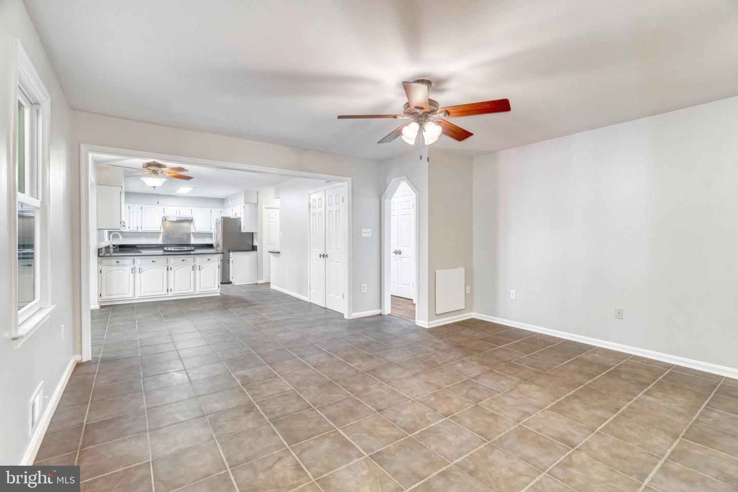 11560 Holly Briar Ln