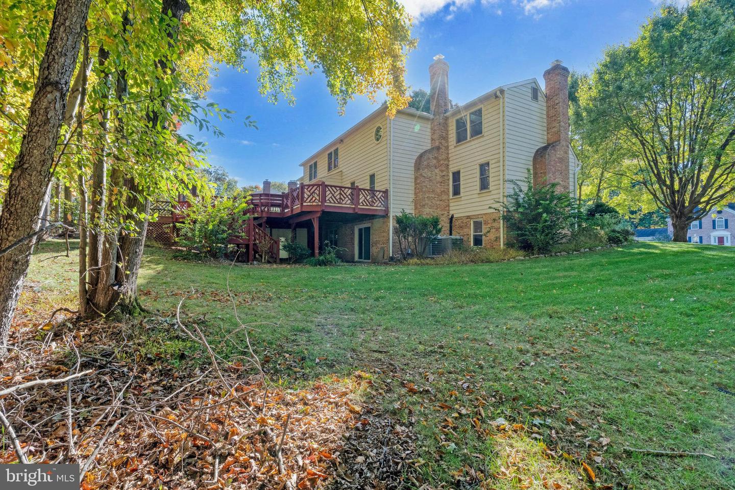 11560 Holly Briar Ln