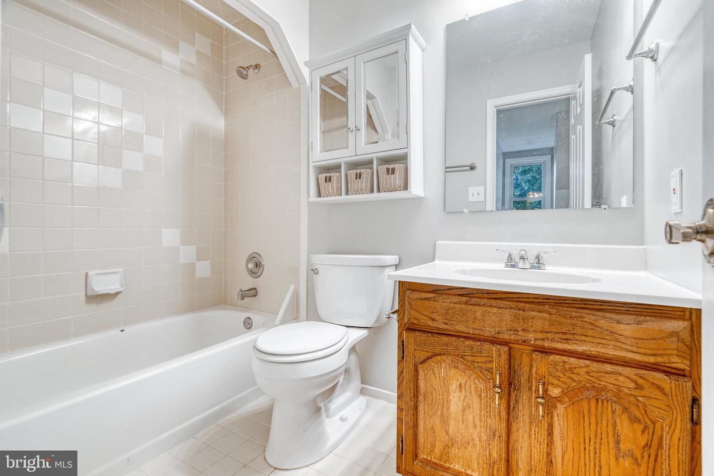 11560 Holly Briar Ln