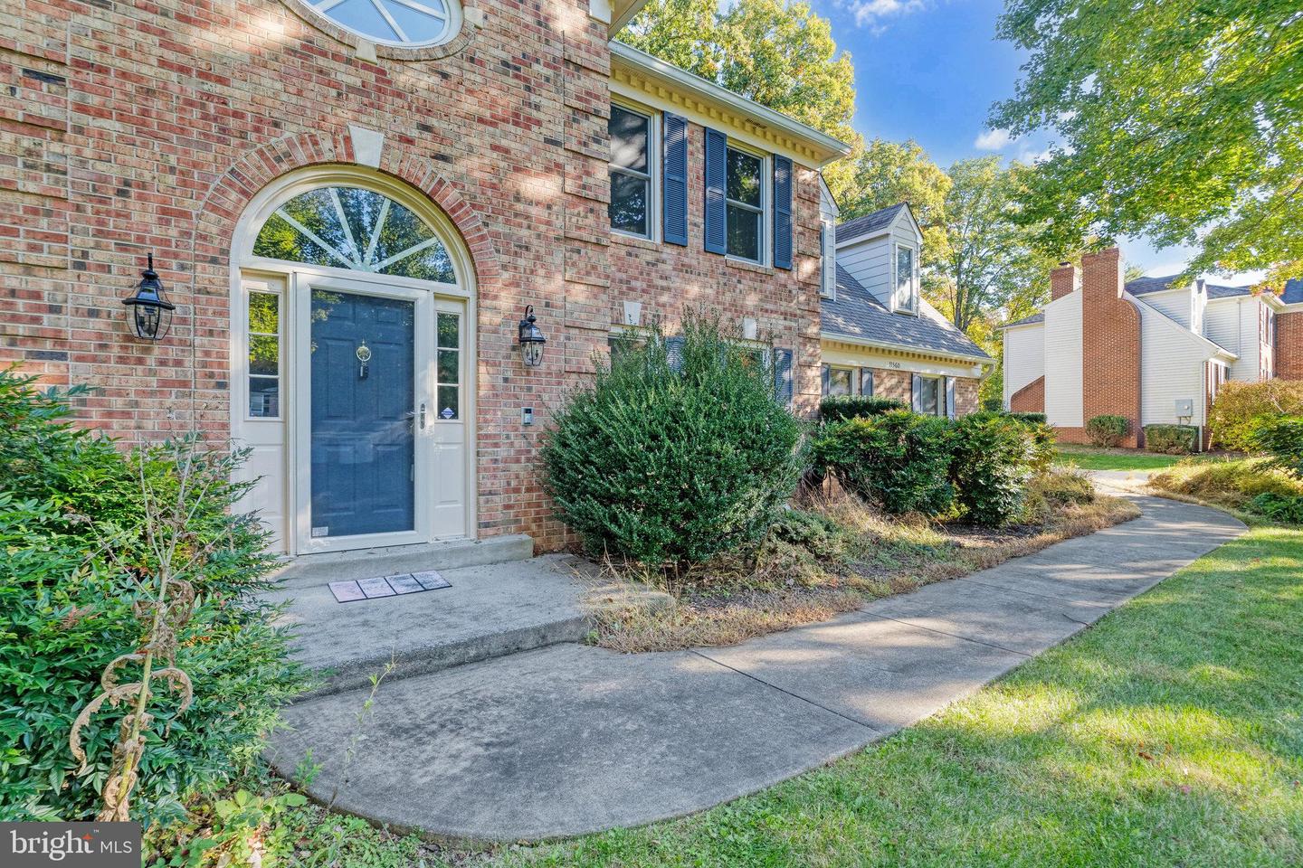 11560 Holly Briar Ln