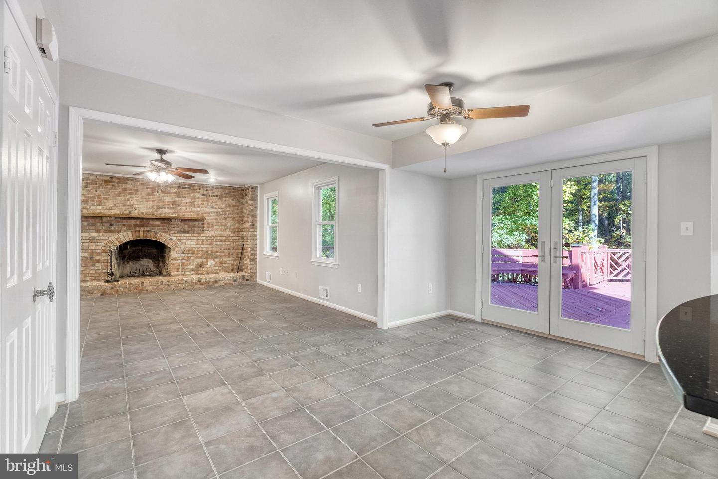 11560 Holly Briar Ln