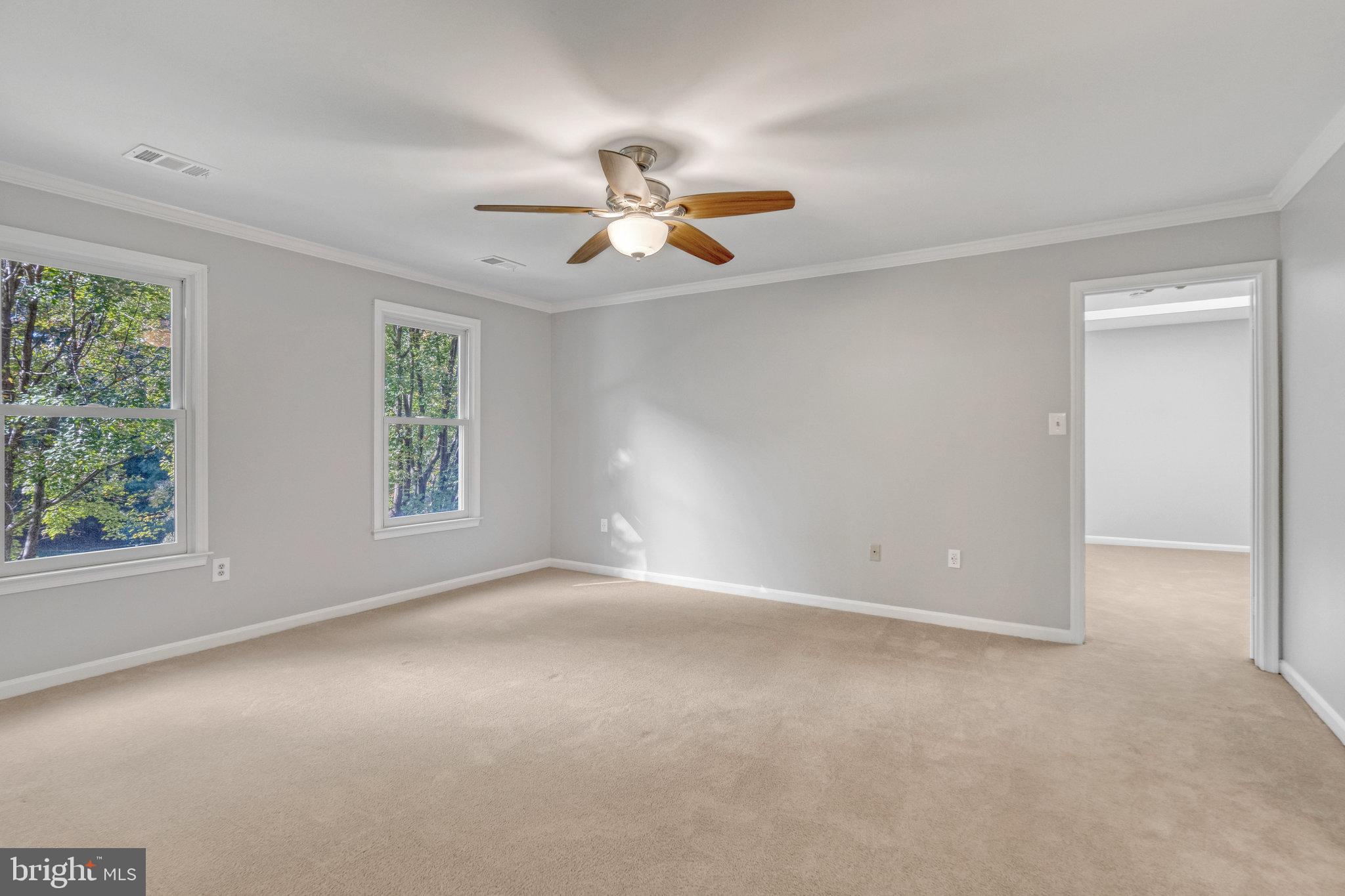 11560 Holly Briar Ln