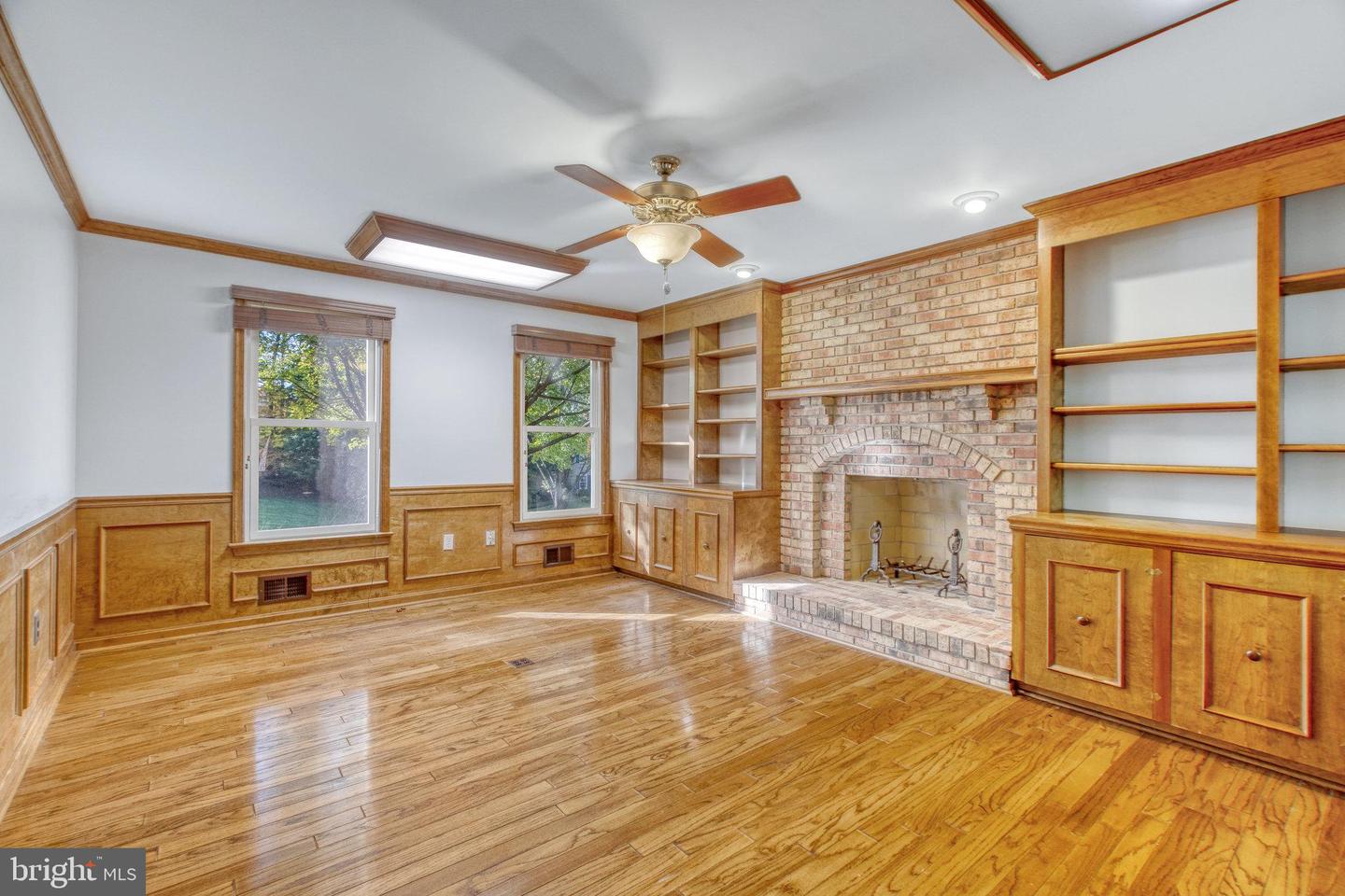 11560 Holly Briar Ln