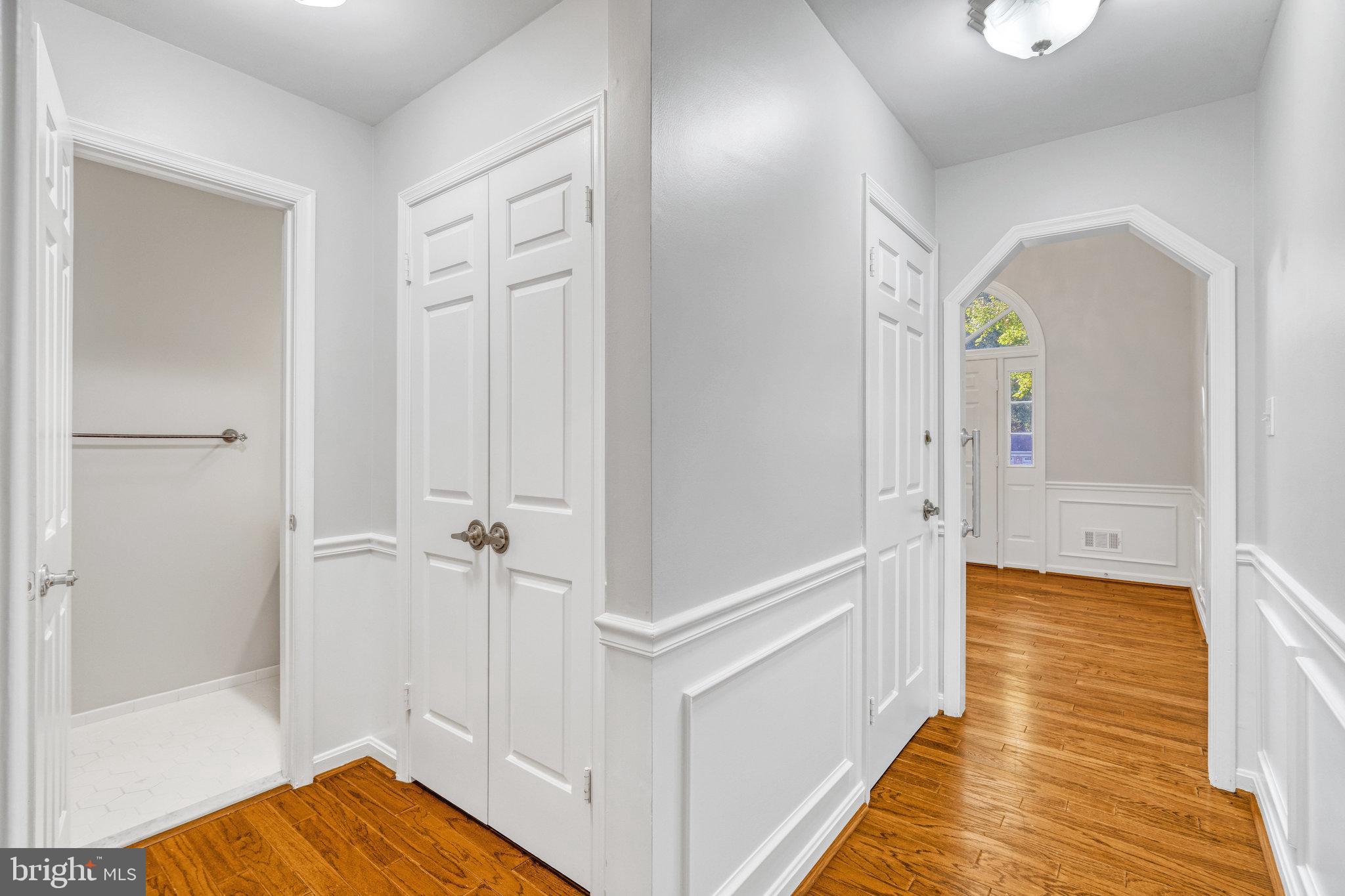 11560 Holly Briar Ln