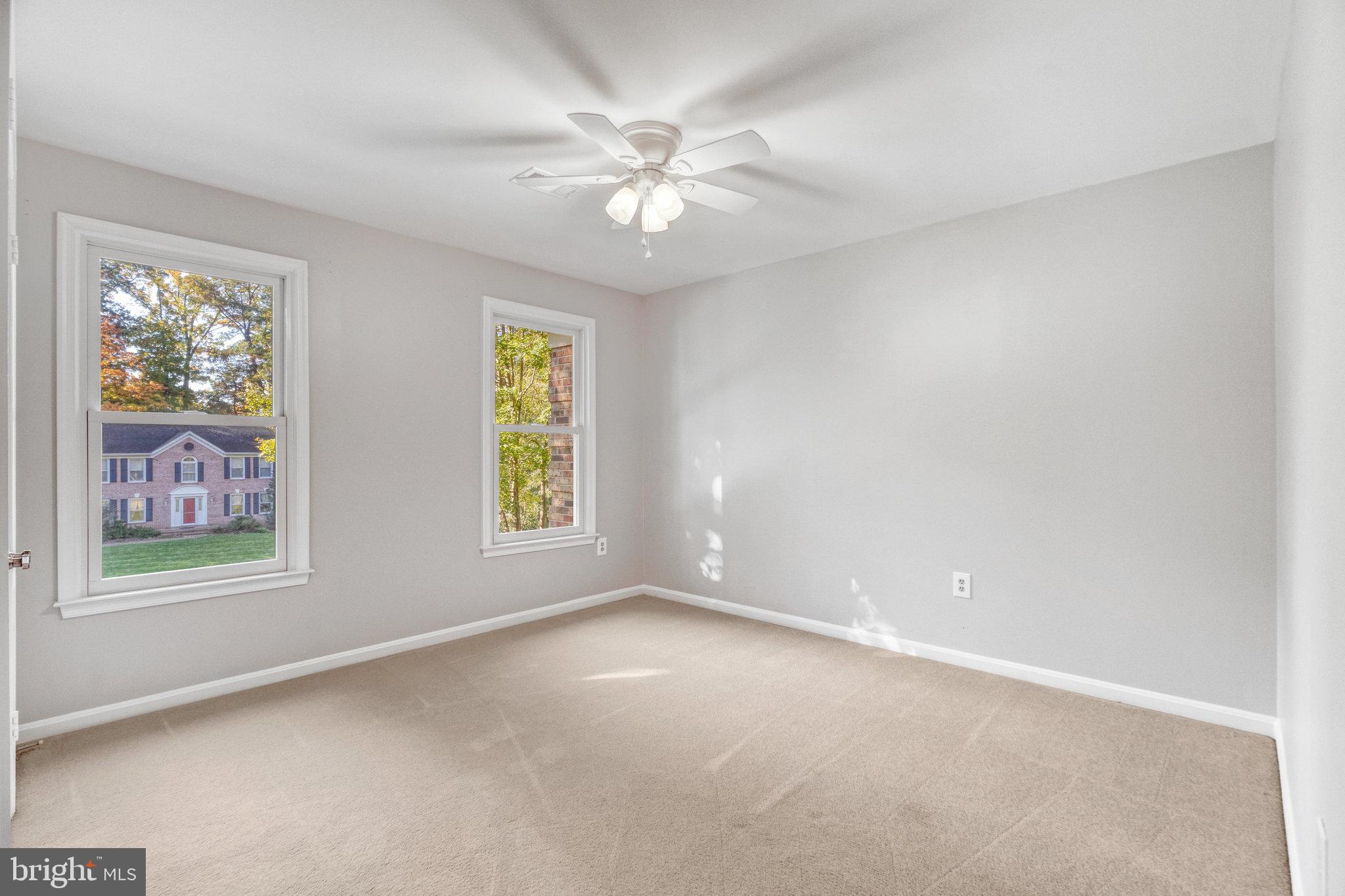 11560 Holly Briar Ln