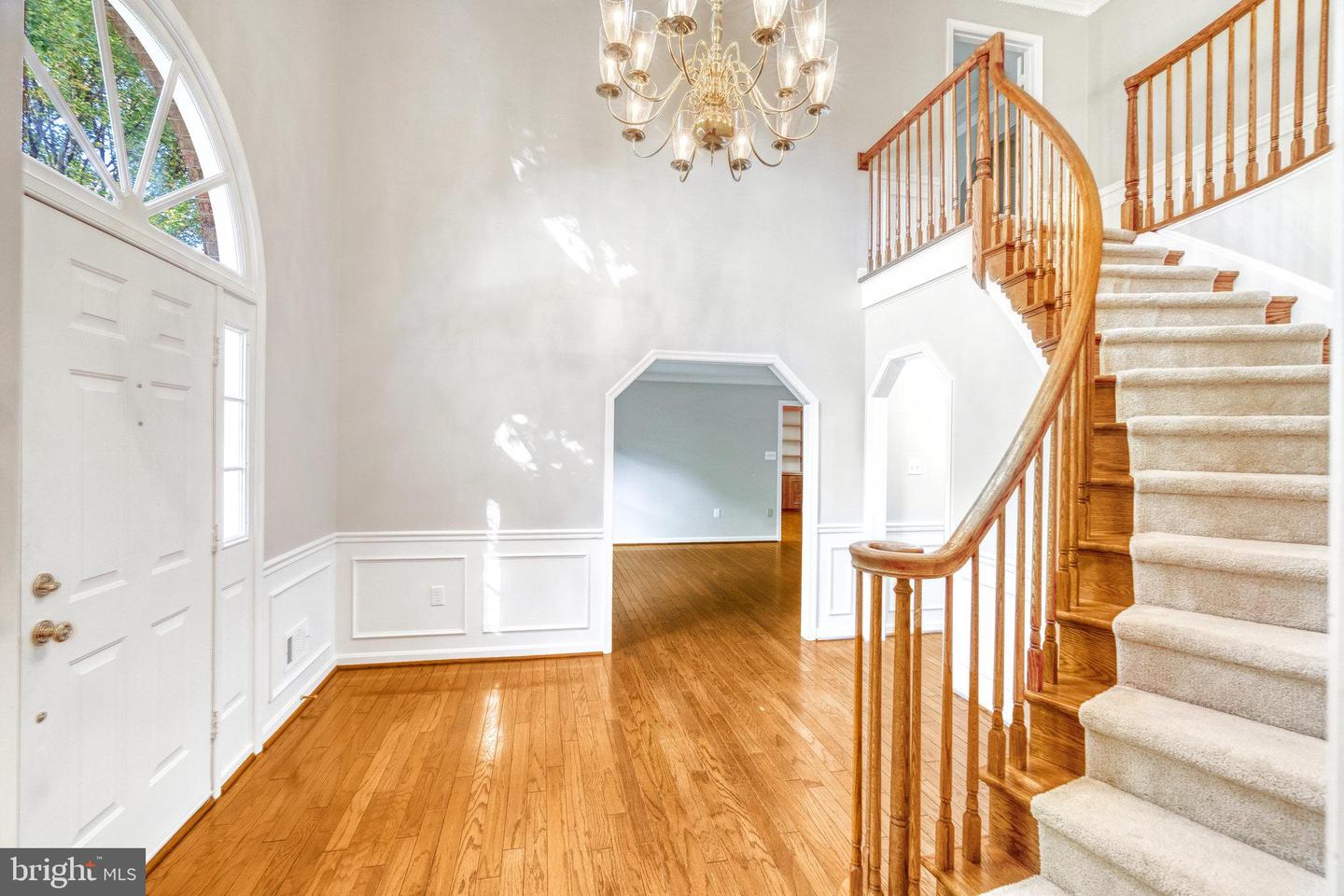 11560 Holly Briar Ln