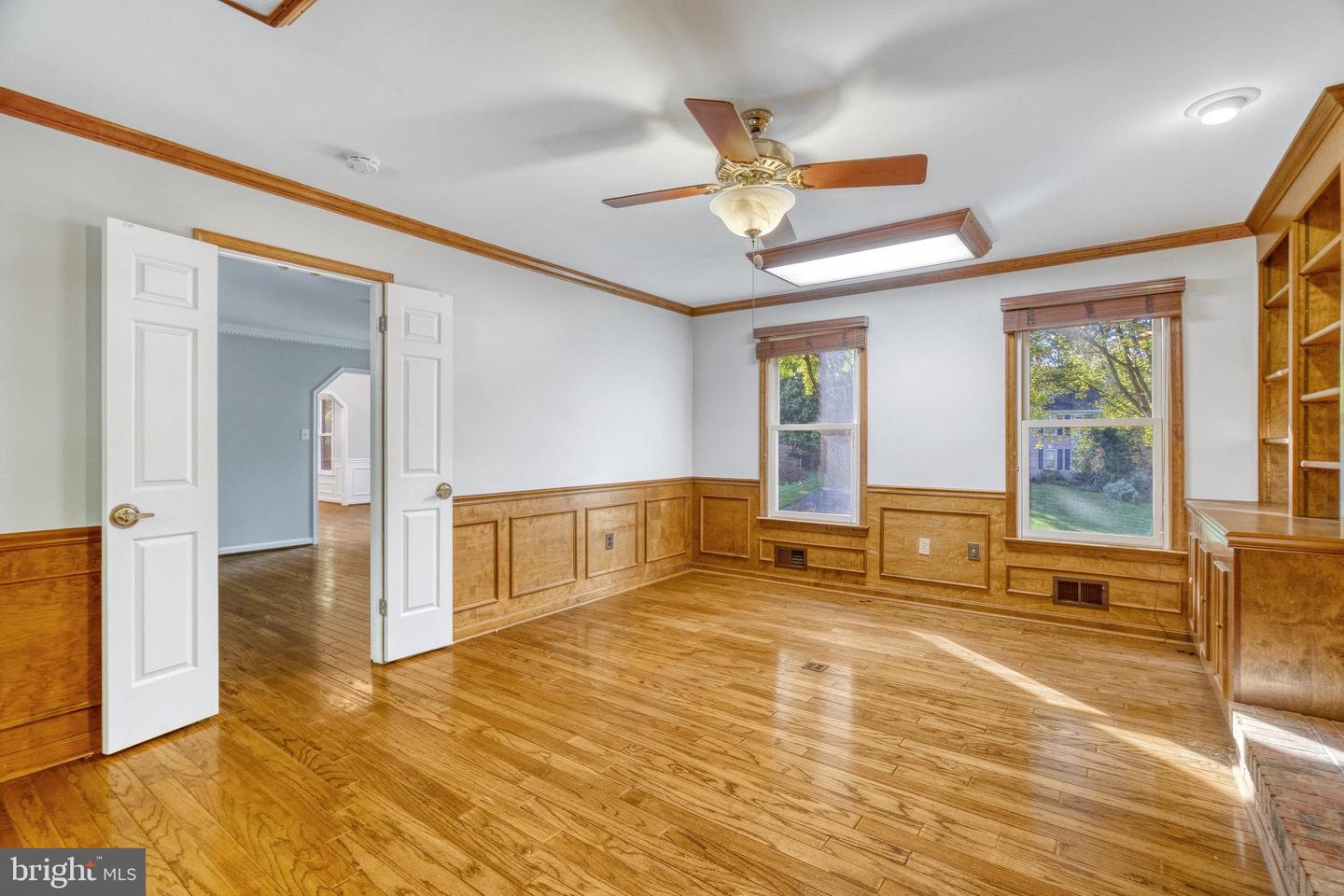 11560 Holly Briar Ln