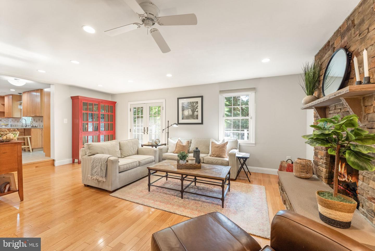 15223 Bicentennial Ct