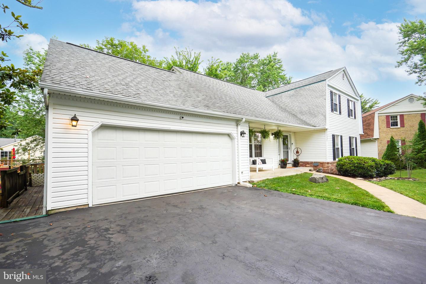 15223 Bicentennial Ct