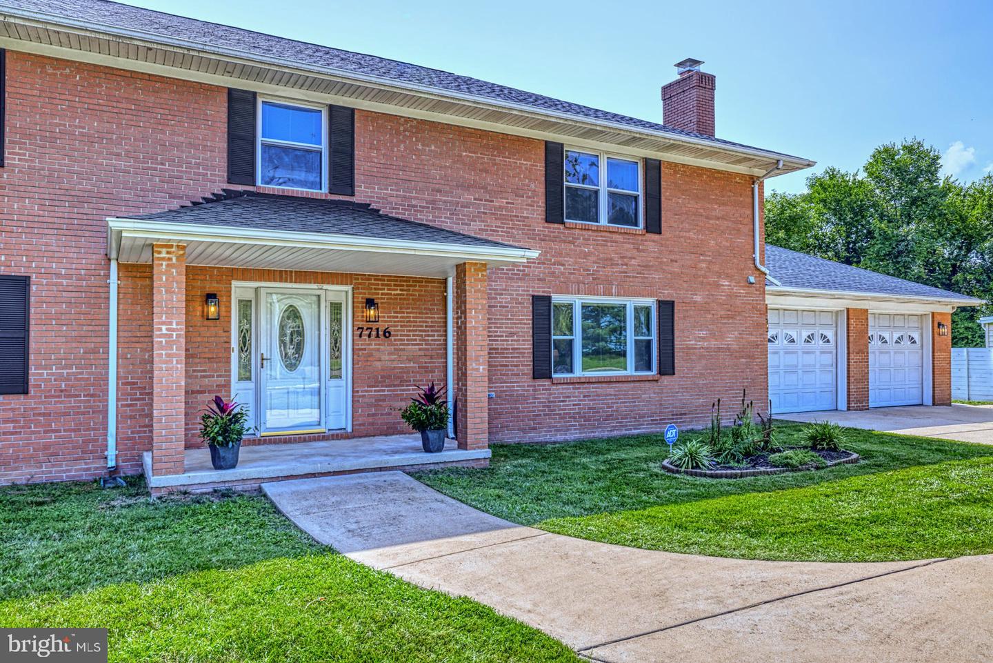 7716 Fordson Rd